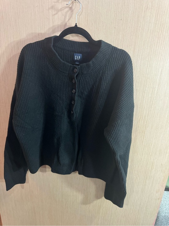 GAP Sweaters - GAP Black Ribbed Henley Cropped Button-Front Sweater Size Large